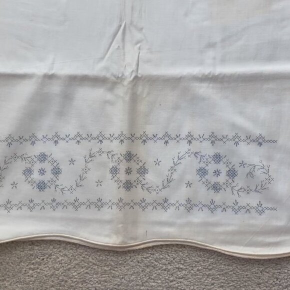 Vintage Cross Stitch unfinished Cotton Pillowcases - Picture 7 of 12